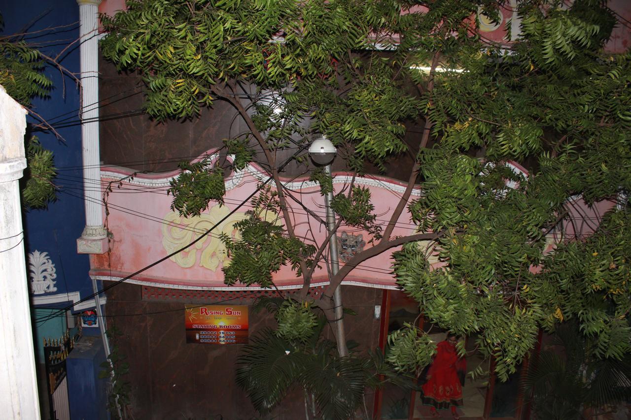Rising Sun Hotel Chennai Esterno foto
